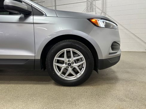 Certified 2024 Ford Edge SEL image 30