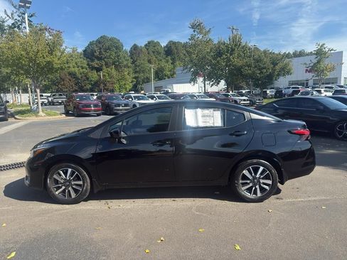 New 2025 Nissan Versa SV image 4