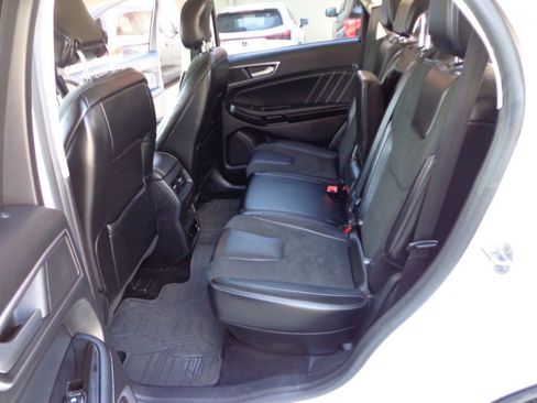 Used 2016 Ford Edge Sport w/ Equipment Group 401A AWD/4WD image 18