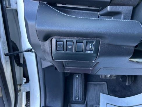 Used 2024 Subaru Ascent Limited image 24