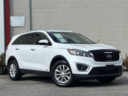 Used 2017 Kia Sorento AWD w/ LX Convenience Package
