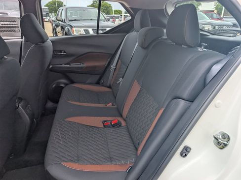 Used 2023 Nissan Kicks SR FWD image 27