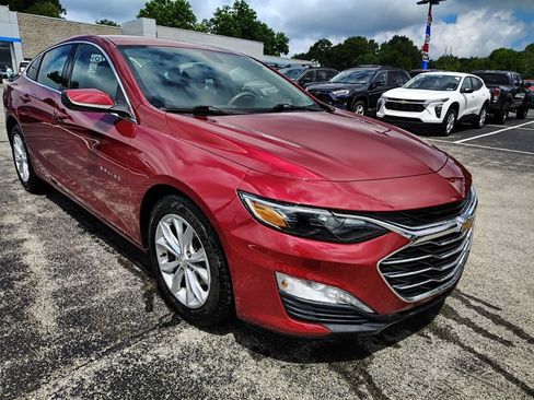 Used 2019 Chevrolet Malibu LT FWD image 3