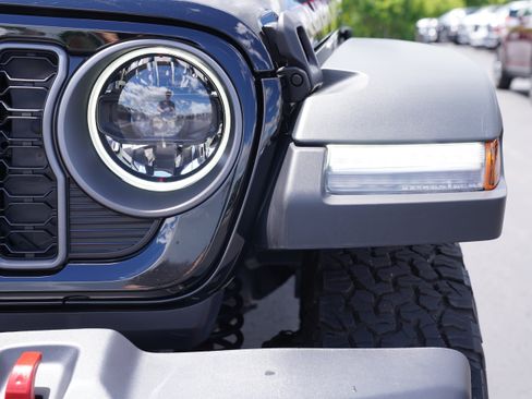 Used 2026 Jeep Wrangler Unlimited Rubicon AWD/4WD image 12