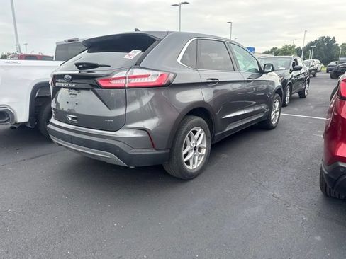 Used 2023 Ford Edge SEL AWD/4WD image 5