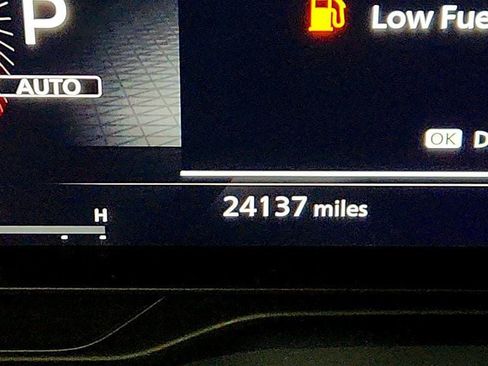 Used 2023 Nissan Pathfinder Platinum w/ Lighting Package (N93) image 16