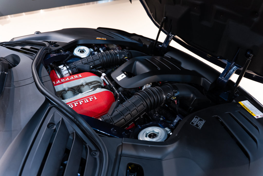 Used 2026 Ferrari Purosangue AWD/4WD image 22