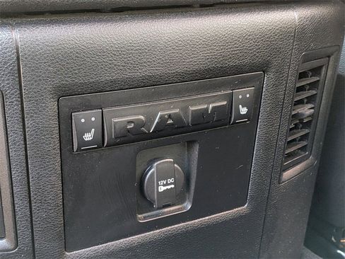 Used 2016 RAM 1500 Laramie w/ Convenience Group image 26