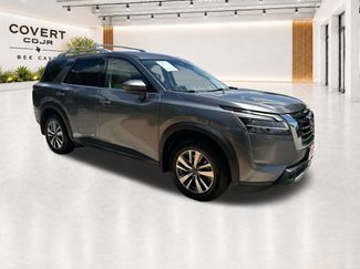 Used 2023 Nissan Pathfinder SL AWD/4WD 360° Tour