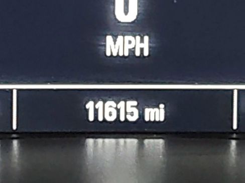 Used 2022 GMC Canyon Elevation image 14