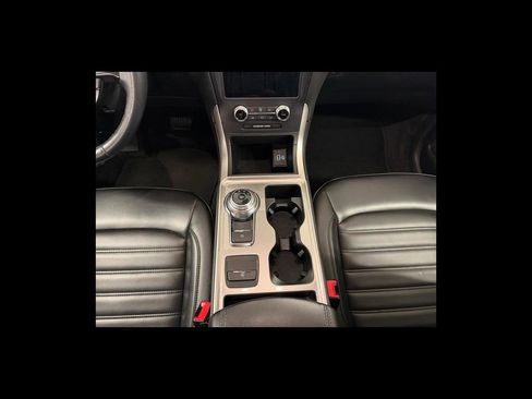 Used 2024 Ford Edge SEL AWD/4WD image 16