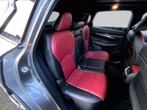 Used 2023 INFINITI QX50 Sport FWD image 26