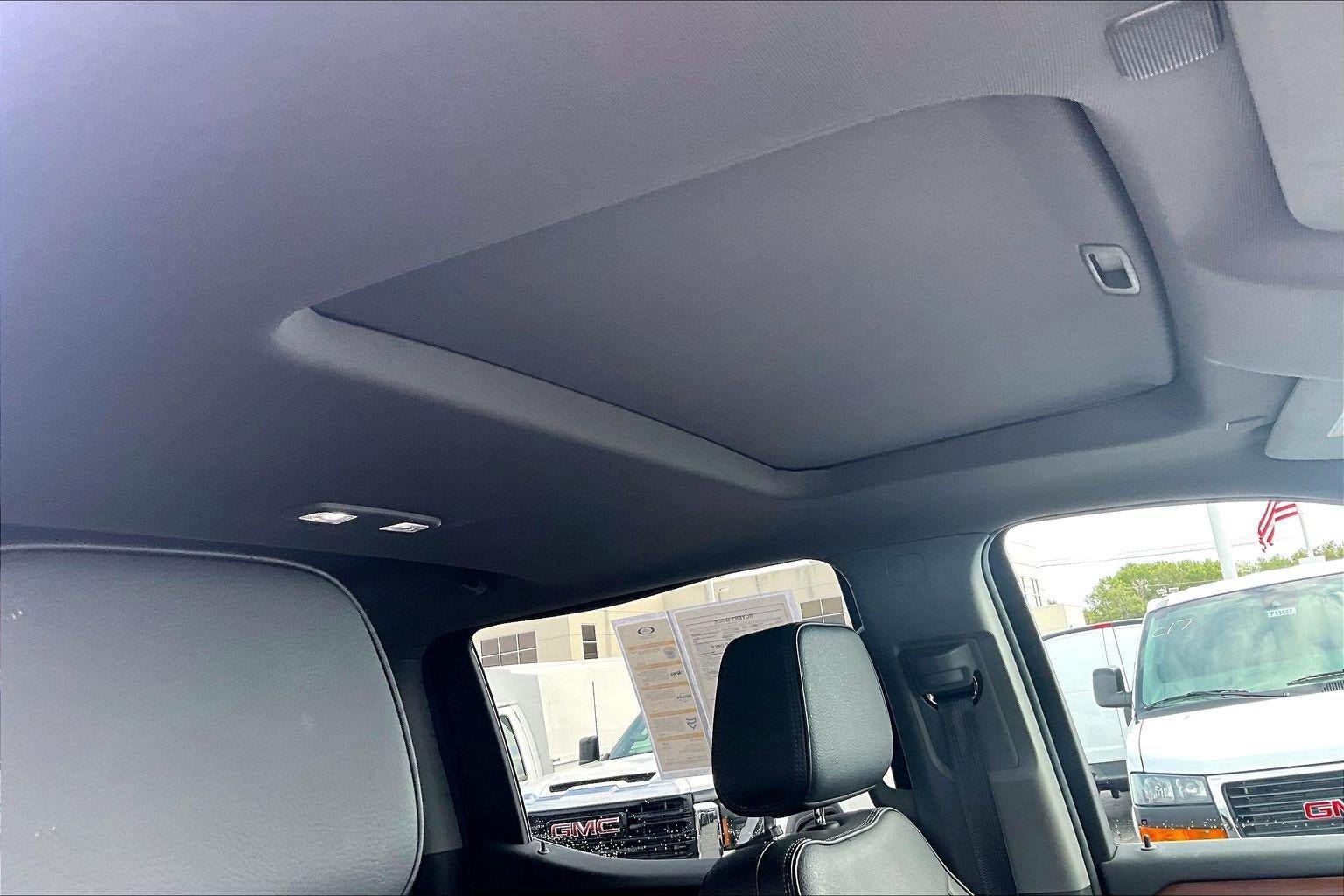 Used 2025 GMC Sierra 1500 Denali AWD/4WD image 29