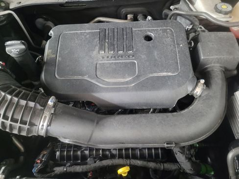 Used 2024 Chevrolet Blazer LT FWD image 30