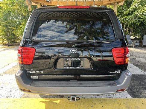 Used 2002 Toyota Sequoia SR5 image 6