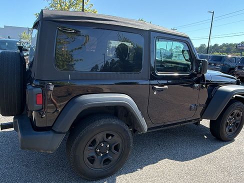 Used 2023 Jeep Wrangler Sport AWD/4WD image 8