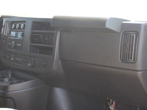 Used 2024 Chevrolet Express 3500 LT w/ LT Preferred Equipment Group RWD image 23