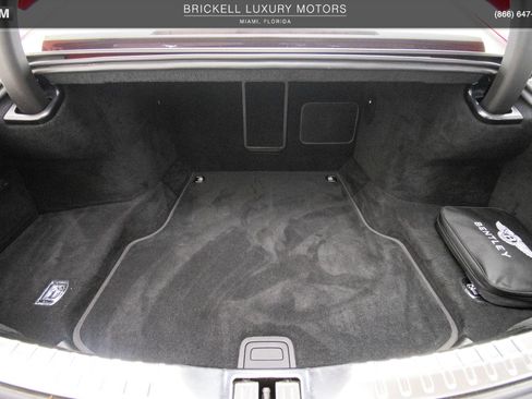 Used 2024 Bentley Flying Spur V8 AWD/4WD image 54