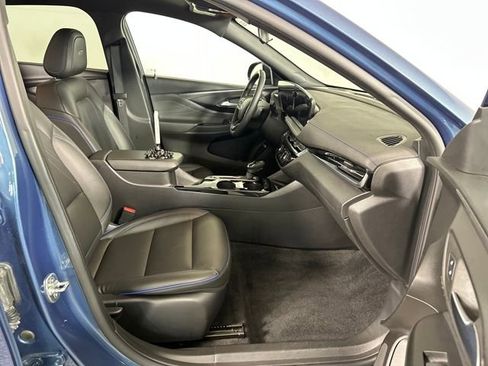 Used 2024 Buick Envista Sport Touring w/ Convenience I Package image 28