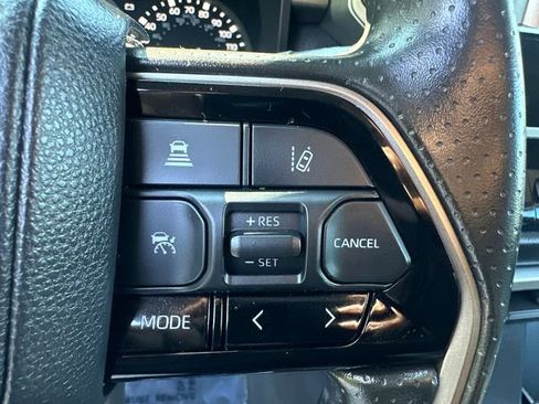 Used 2023 Toyota Tundra SR5 w/ SR5 Convenience Package AWD/4WD image 31