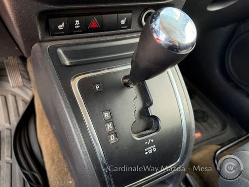 Used 2017 Jeep Patriot Latitude image 12