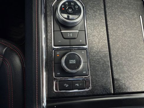 Used 2022 Ford Expedition Max Limited AWD/4WD image 48