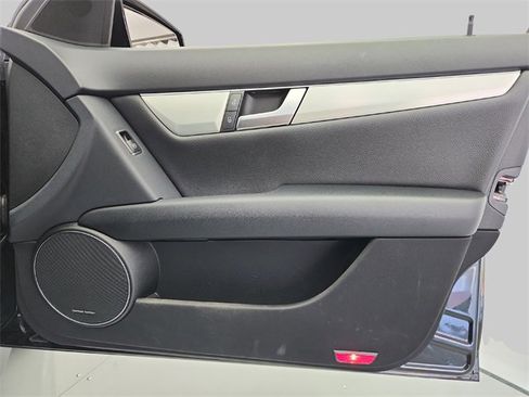 Used 2014 Mercedes-Benz C 300 4MATIC Sedan image 23