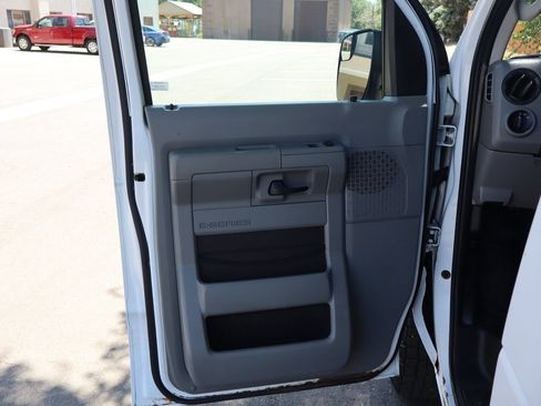 Used 2012 Ford E-250 and Econoline 250 w/ Commercial Cargo Van Pkg RWD image 24