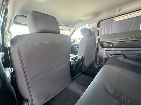 Used 2023 Toyota Tundra SR5 w/ SR5 Convenience Package AWD/4WD image 23