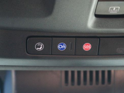 Used 2023 GMC Yukon XL Denali Ultimate image 37