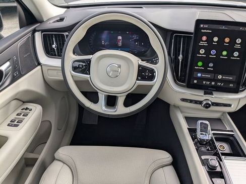 New 2026 Volvo XC60 B5 Ultra w/ Protection Package Premier AWD/4WD image 16