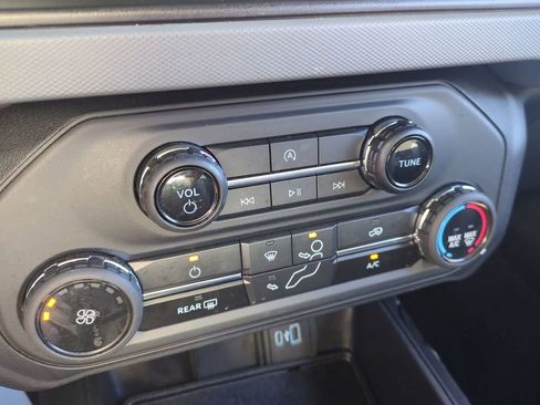 Used 2023 Ford Bronco 2-Door AWD/4WD image 25