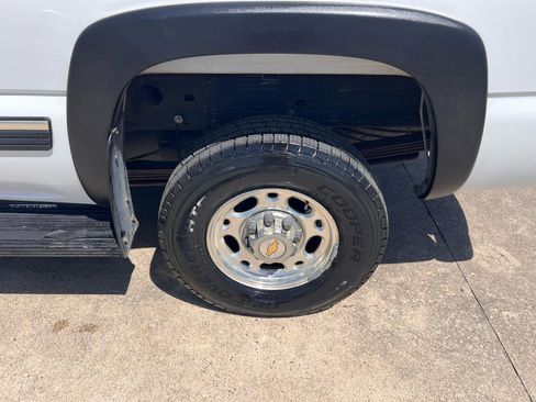 Used 2002 Chevrolet Silverado 2500 LS w/ Electrical Convenience Pkg image 28