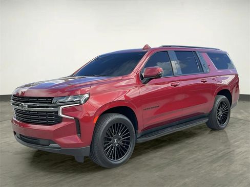 Used 2022 Chevrolet Suburban RST w/ Luxury Package image 1