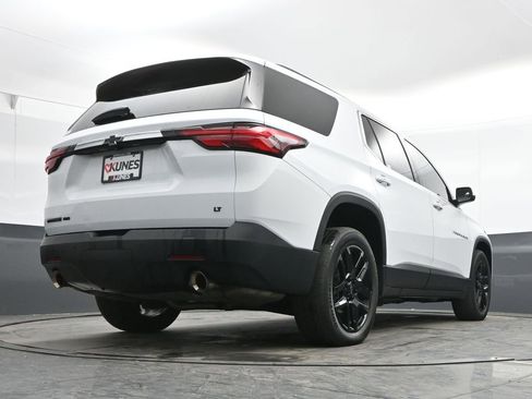 Used 2023 Chevrolet Traverse LT image 45