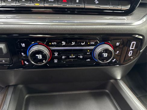 Used 2024 Chevrolet Silverado 2500 High Country w/ Technology Package image 33