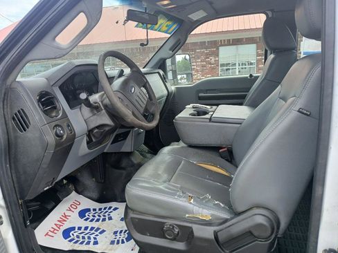 Used 2011 Ford F250 XL image 30