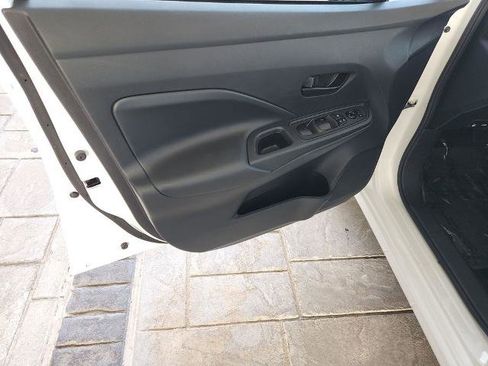 Certified 2025 Nissan Versa S w/ Trunk Package image 27