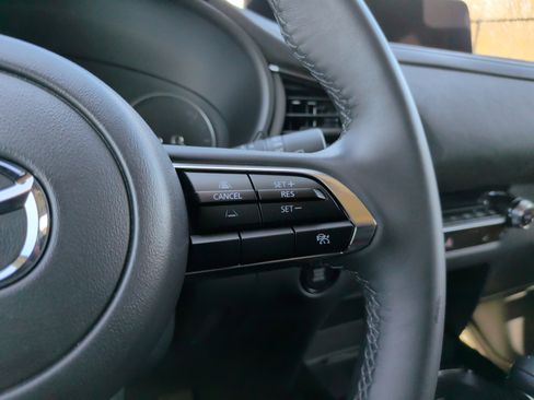 Used 2025 MAZDA CX-30 Carbon image 22