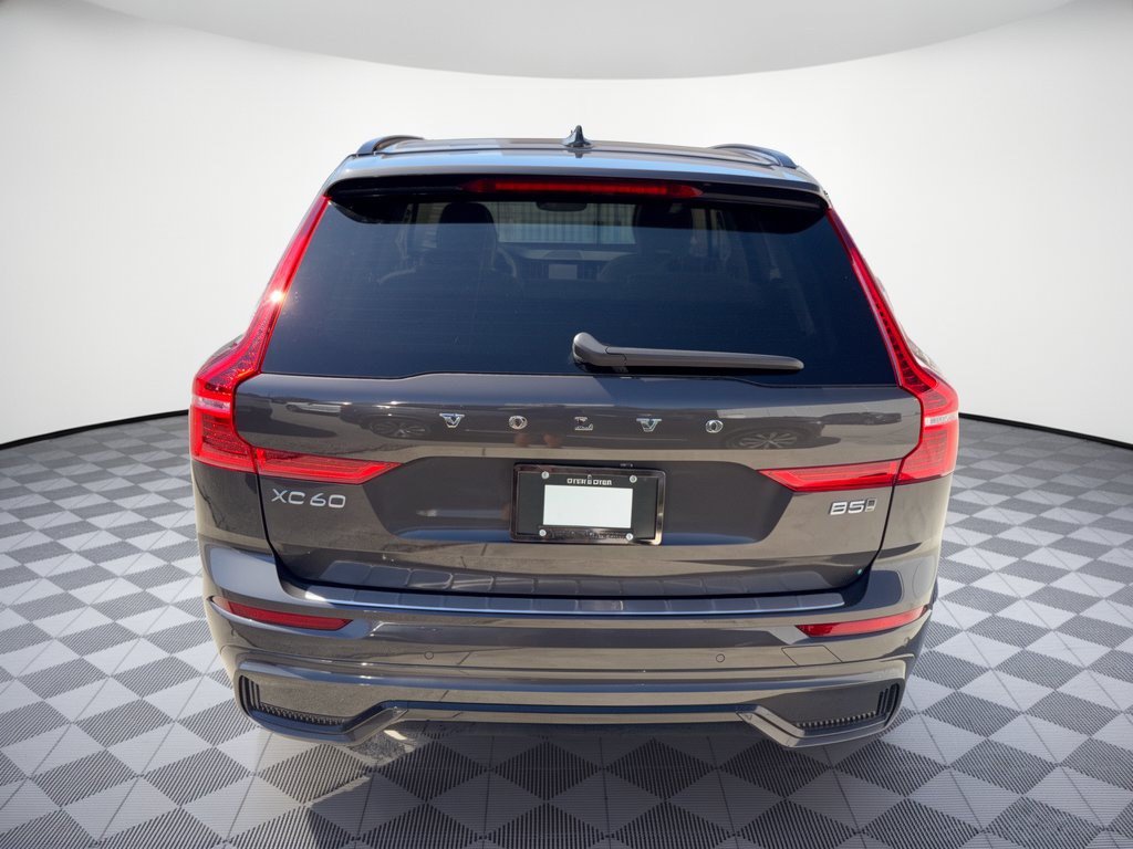 Used 2024 Volvo XC60 B5 Ultimate w/ Protection Package Premier AWD/4WD image 11