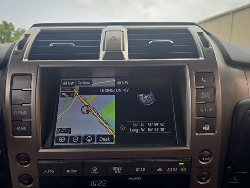 Used 2021 Lexus GX 460 Premium w/ Premium Package AWD/4WD image 22