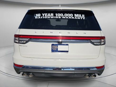 Used 2020 Lincoln Aviator Reserve w/ Equipment Group 201A image 6
