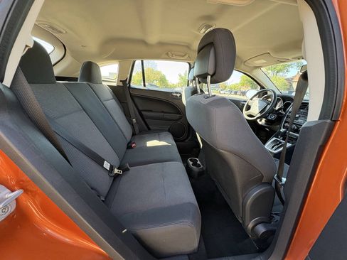 Used 2011 Dodge Caliber Mainstreet FWD image 32