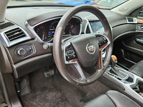 Used 2015 Cadillac SRX Luxury w/ Driver Awareness Package FWD image 17