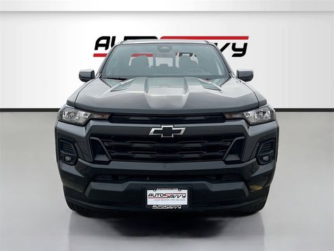 Used 2024 Chevrolet Colorado LT w/ LT Convenience Package image 2