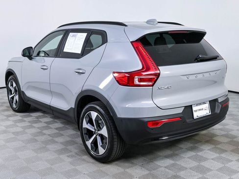 Certified 2026 Volvo XC40 B5 Plus AWD/4WD image 4