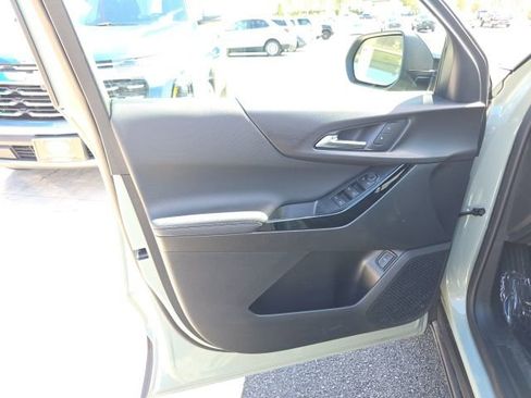 New 2026 Chevrolet Equinox LT w/ Convenience Package II image 9