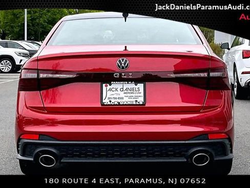 Used 2025 Volkswagen Jetta GLI Autobahn w/ GLI Black Package FWD image 4