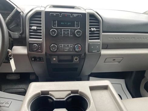 Used 2018 Ford F350 XL AWD/4WD image 28