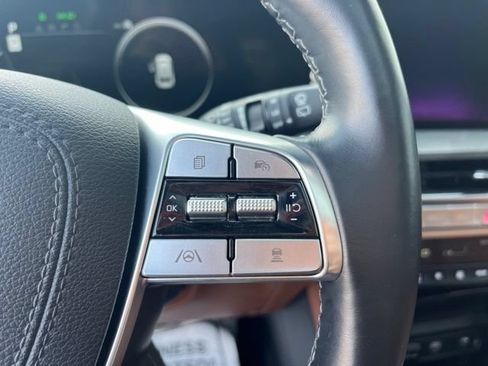Certified 2023 Kia Telluride SX Prestige X-Line AWD/4WD image 18